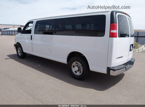 1GAZGPFG8J1301409 2018 CHEVROLET EXPRESS White Tył lewy