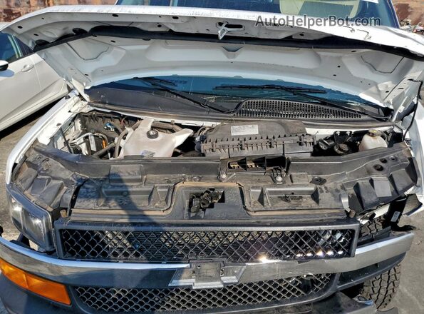 1GAZGPFP4R1202176 2024 CHEVROLET EXPRESS Белый Вид подкапотного пространства