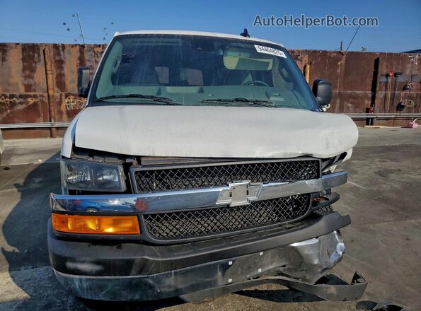 1GAZGPFP4R1202176 2024 CHEVROLET EXPRESS Белый Вид спереди
