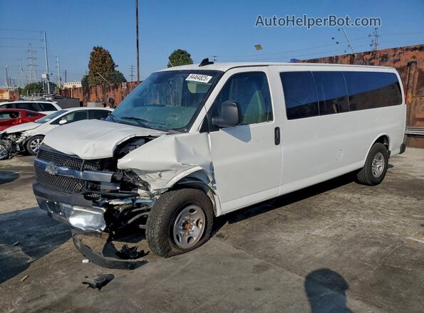 1GAZGPFP4R1202176 2024 CHEVROLET EXPRESS Белый Передняя левая четверть