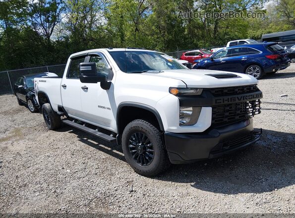 1GC1YLEY5MF230570 2021 CHEVROLET SILVERADO Белый Передняя правая четверть