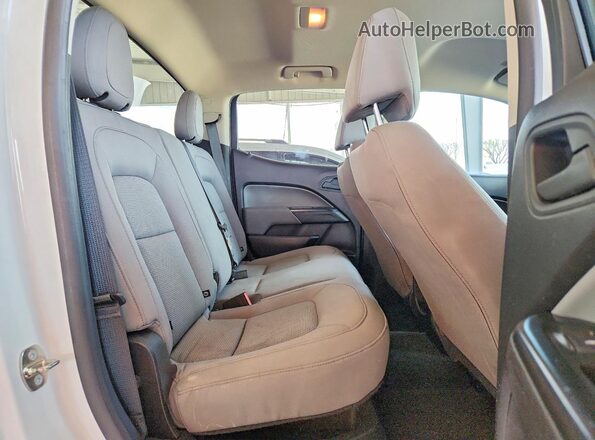 1GCGSBEA3J1264640 2018 CHEVROLET COLORADO White Rear seats view