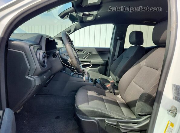 1GCGSBEC4P1266035 2023 CHEVROLET COLORADO Белый Вид салона спереди