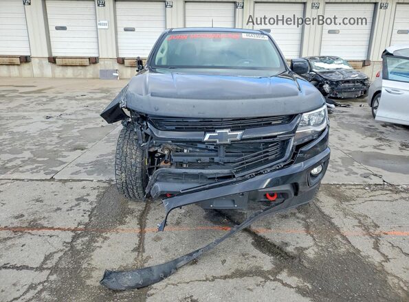 1GCGTCEN0J1234243 2018 CHEVROLET COLORADO Угольный Вид спереди