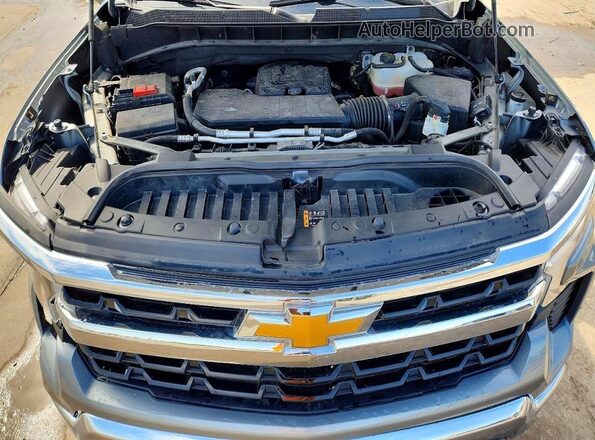 1GCPACEK0RZ243811 2024 CHEVROLET SILVERADO Silver Widok wnętrza z tyłu