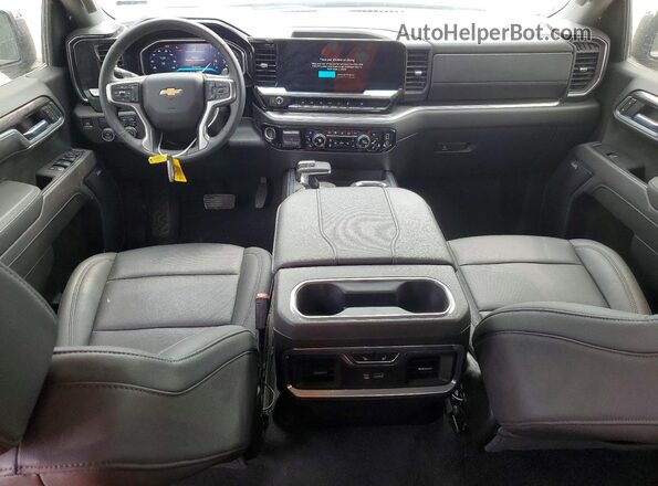 1GCPAEE89TZ102629 2026 CHEVROLET SILVERADO Black Vista del salpicadero