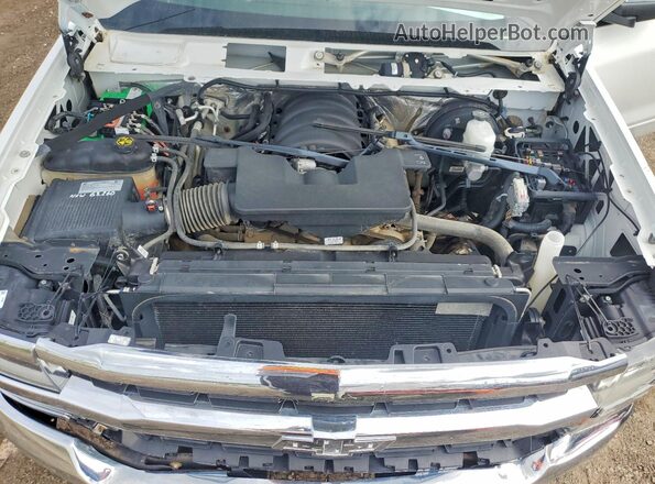 1GCUKREC5JF248083 2018 CHEVROLET SILVERADO Белый Вид задней части салона