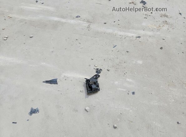 1GCUYEED5MZ140212 2021 CHEVROLET SILVERADO Красный Вид подкапотного пространства