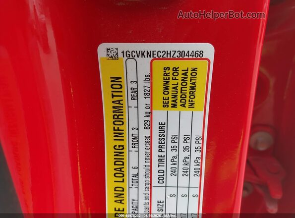 1GCVKNEC2HZ304468 2017 CHEVROLET SILVERADO Red Widok komory silnika