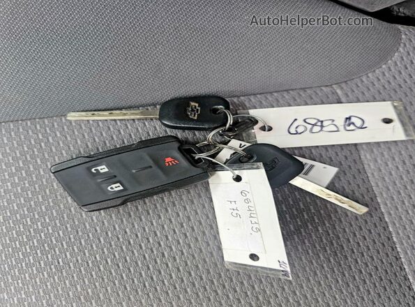 1GCVKPEC3HZ182800 2017 CHEVROLET SILVERADO Black Սարքավորումների վահանակի տեսք