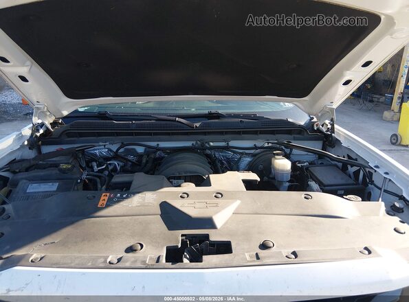 1GCVKREC2JZ219790 2018 CHEVROLET SILVERADO Белый Вид сзади