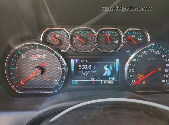 1GCVKREC5HZ113876 2017 CHEVROLET SILVERADO White Widok zestawu wskaźników