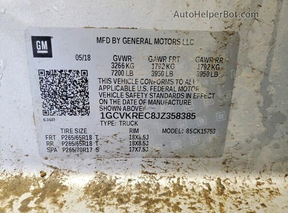 1GCVKREC8JZ358385 2018 CHEVROLET SILVERADO Серебряный Вид подкапотного пространства