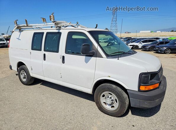 1GCWGAFF0G1234473 2016 CHEVROLET EXPRESS Белый Передняя правая четверть