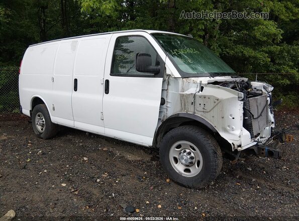 1GCWGAFF1H1192400 2017 CHEVROLET EXPRESS Красный Передняя правая четверть