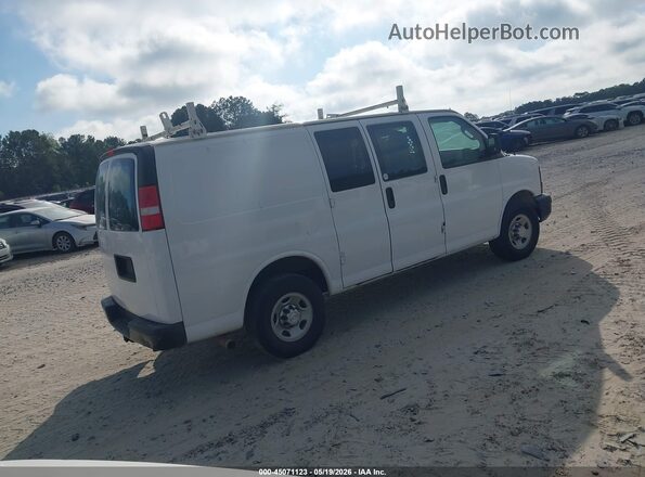 1GCWGAFF5G1272894 2016 CHEVROLET EXPRESS White Tył prawy