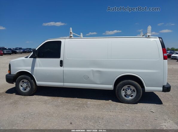 1GCWGAFF6G1118601 2016 CHEVROLET EXPRESS Белый Панорамный вид салона 360°