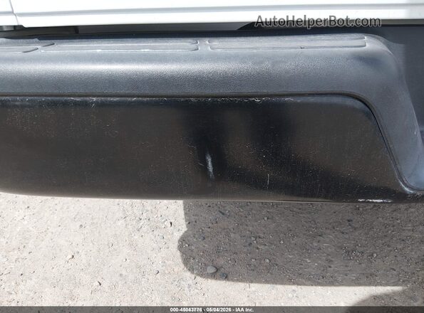 1GCWGAFG7H1247473 2017 CHEVROLET EXPRESS Белый Вид спереди