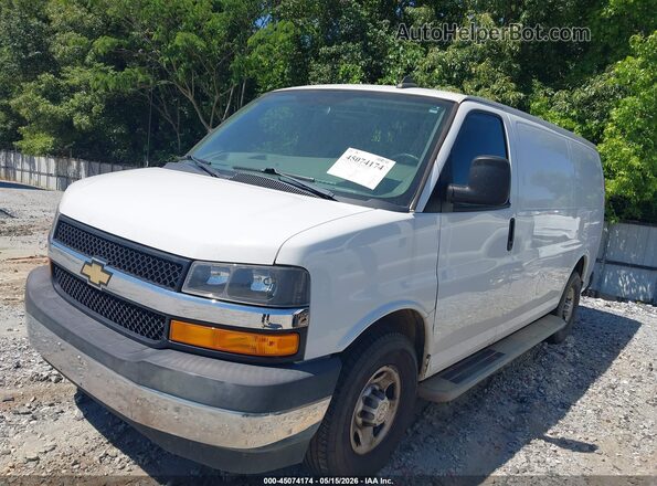 1GCWGAFG7L1179345 2020 CHEVROLET EXPRESS Белый Передняя левая четверть