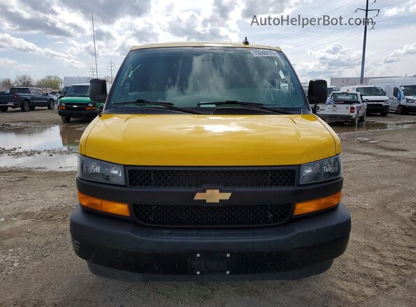 1GCWGAFP0L1156957 2020 CHEVROLET EXPRESS Желтый Вид спереди
