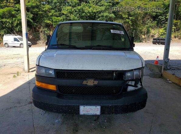 1GCWGAFP1N1174631 2022 CHEVROLET EXPRESS Белый Вид спереди