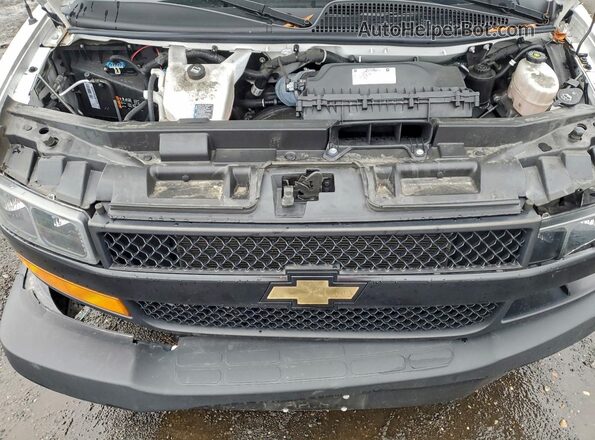 1GCWGAFP3P1157266 2023 CHEVROLET EXPRESS Белый Вид подкапотного пространства