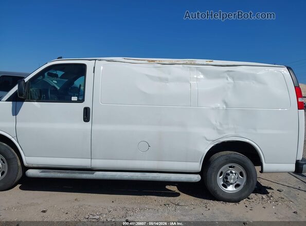 1GCWGAFP5N1155080 2022 CHEVROLET EXPRESS White Widok wnętrza 360 stopni