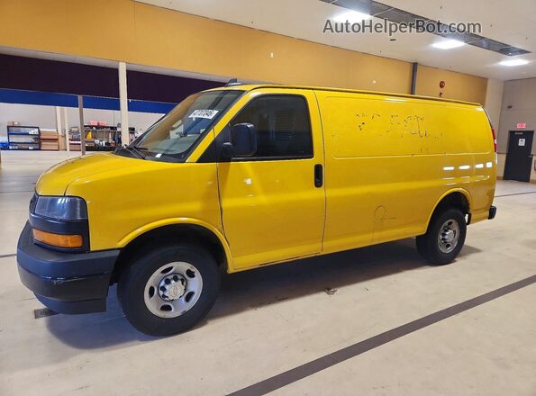 1GCWGAFP9K1338946 2019 CHEVROLET EXPRESS Желтый Передняя левая четверть