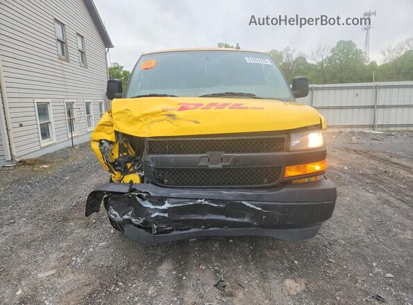 1GCWGAFP9P1113000 2023 CHEVROLET EXPRESS Yellow Widok z przodu