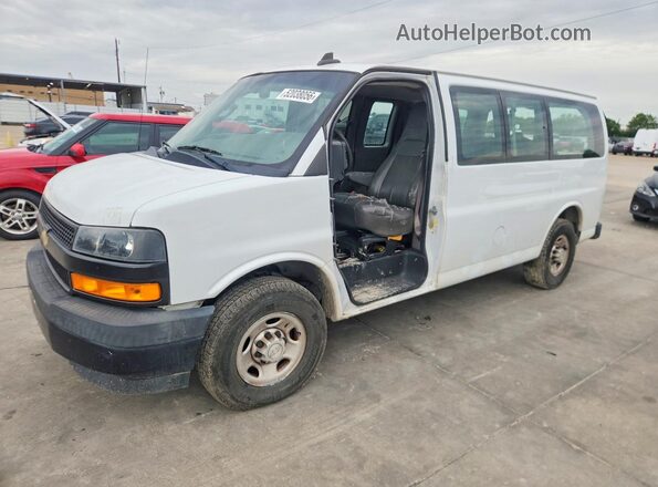 1GCWGAFPXK1333805 2019 CHEVROLET EXPRESS Белый Передняя левая четверть