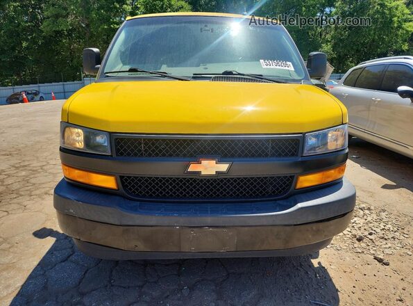 1GCWGAFPXL1158859 2020 CHEVROLET EXPRESS Желтый Вид спереди