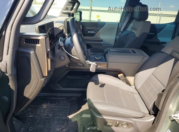 1GKB0RDC1RU100006 2024 GMC HUMMER Gray Widok wnętrza z przodu