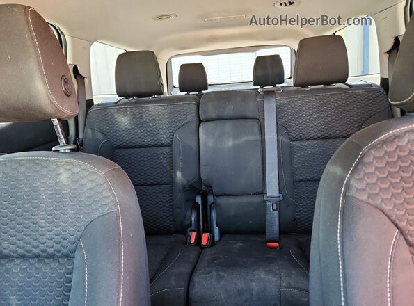 1GKKNLLAXHZ248462 2017 GMC ACADIA Silver Vista de los asientos traseros