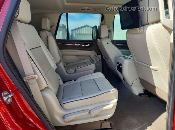 1GKS2DKL9MR395044 2021 GMC YUKON Red Widok tylnych siedzeń