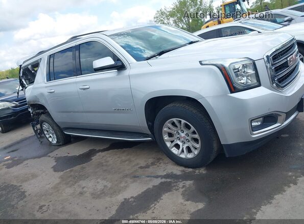 1GKS2GKC4JR227292 2018 GMC YUKON Серебряный Вид задней части салона