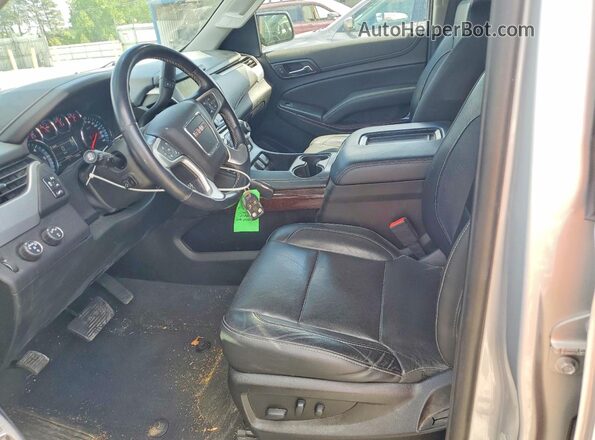 1GKS2GKC8LR292813 2020 GMC YUKON Серебряный Вид салона спереди