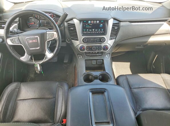 1GKS2GKC8LR292813 2020 GMC YUKON Серебряный Вид панели приборов