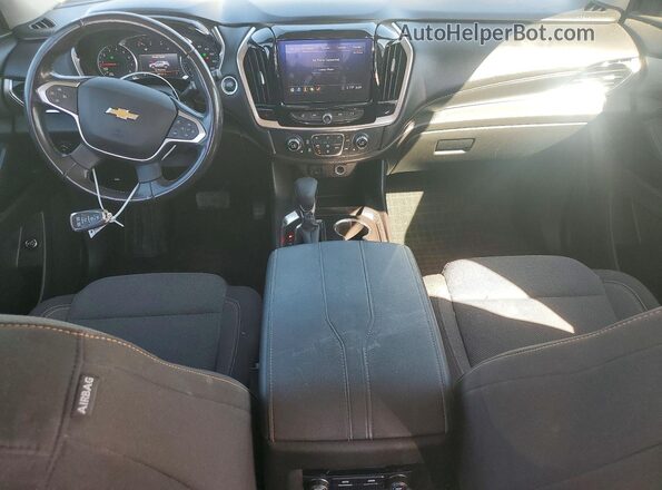 1GNERGKWXMJ121759 2021 CHEVROLET TRAVERSE Серебряный Вид панели приборов