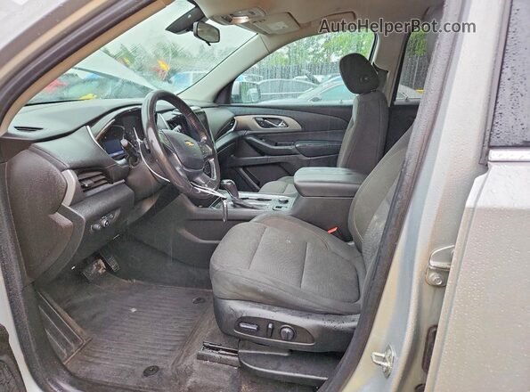 1GNEVGKW9LJ108558 2020 CHEVROLET TRAVERSE Серебряный Вид салона спереди