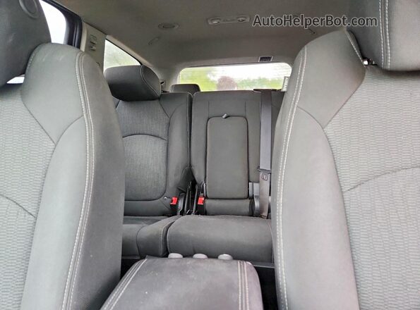 1GNKVGKD8HJ140331 2017 CHEVROLET TRAVERSE Черный Вид задних сидений
