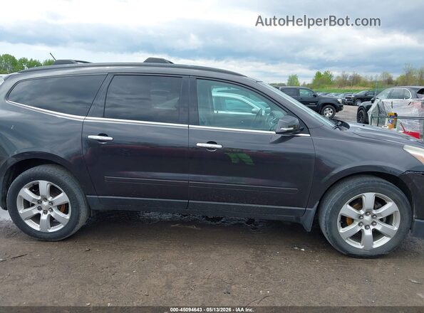 1GNKVGKDXHJ107007 2017 CHEVROLET TRAVERSE Gray Widok wnętrza z tyłu