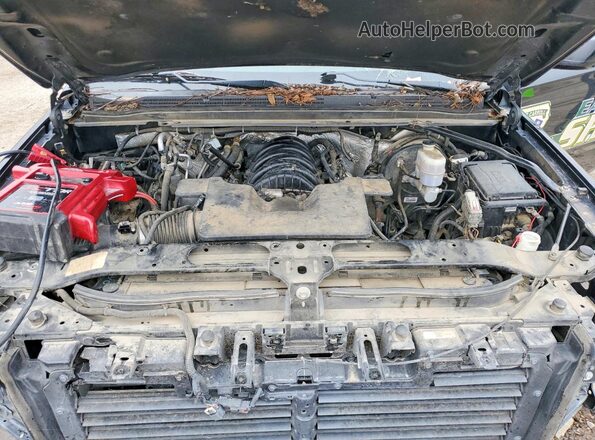 1GNLCDKC8JR299082 2018 CHEVROLET TAHOE White Vista del compartimento del motor