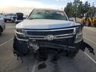 2018 Chevrolet Tahoe C1500 Lt Серебряный vin: 1GNSCBKC1JR139013