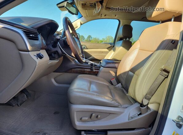 1GNSCBKC2LR188689 2020 CHEVROLET TAHOE Белый Вид салона спереди