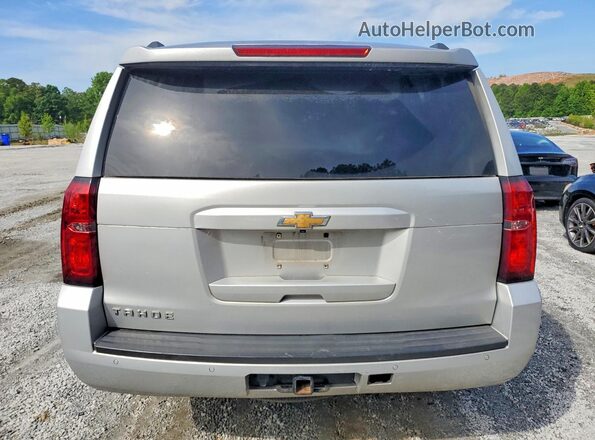 1GNSCBKC3LR120255 2020 CHEVROLET TAHOE Серебряный Вид сзади