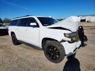 2018 Chevrolet Suburban C1500 Lt Белый vin: 1GNSCHKC4JR103030