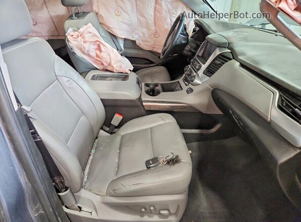 1GNSKBKC1LR118524 2020 CHEVROLET TAHOE Серый Вид салона спереди