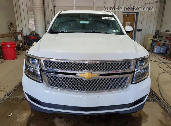 1GNSKBKC7HR190867 2017 CHEVROLET TAHOE White Widok z przodu