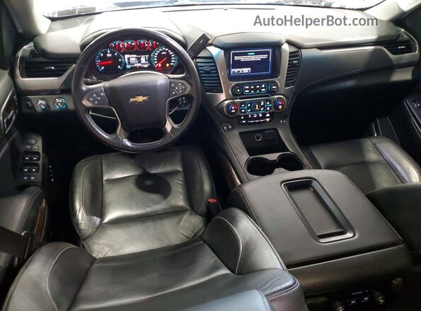 1GNSKBKC7HR190867 2017 CHEVROLET TAHOE White Widok deski rozdzielczej