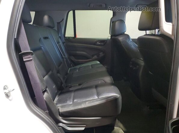 1GNSKBKC7HR190867 2017 CHEVROLET TAHOE White Widok wnętrza z tyłu